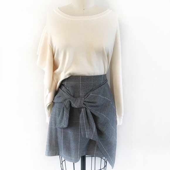 Zara Ruffle Sweater! NWT! - Picture 5 of 6